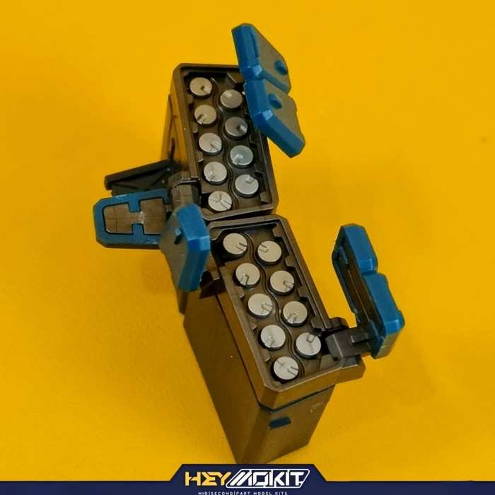 MG 1/100 HEAVYARMS HEAVY ARMS SUPERNOVA PART WEAPON LEG MODELKIT