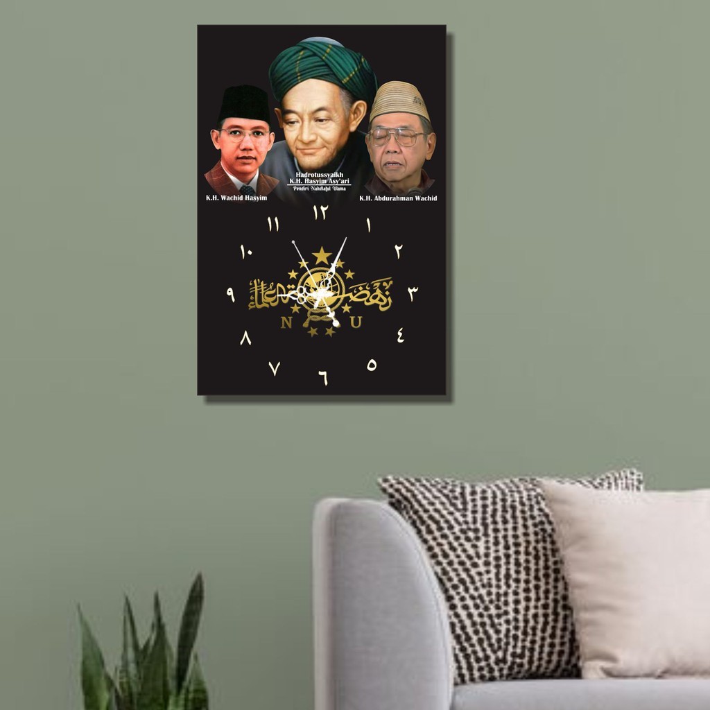 Jam logo NU dengan foto mbah hasyim,gus wahid, gus dur