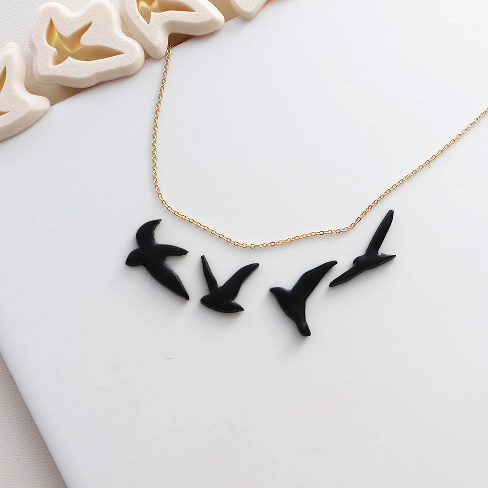 

Four Specifications Bird Shape Polymer Clay Cutters Cute Soft Pottery Clay Mold DIY Earrings Necklace Jewelry Cutting Tools