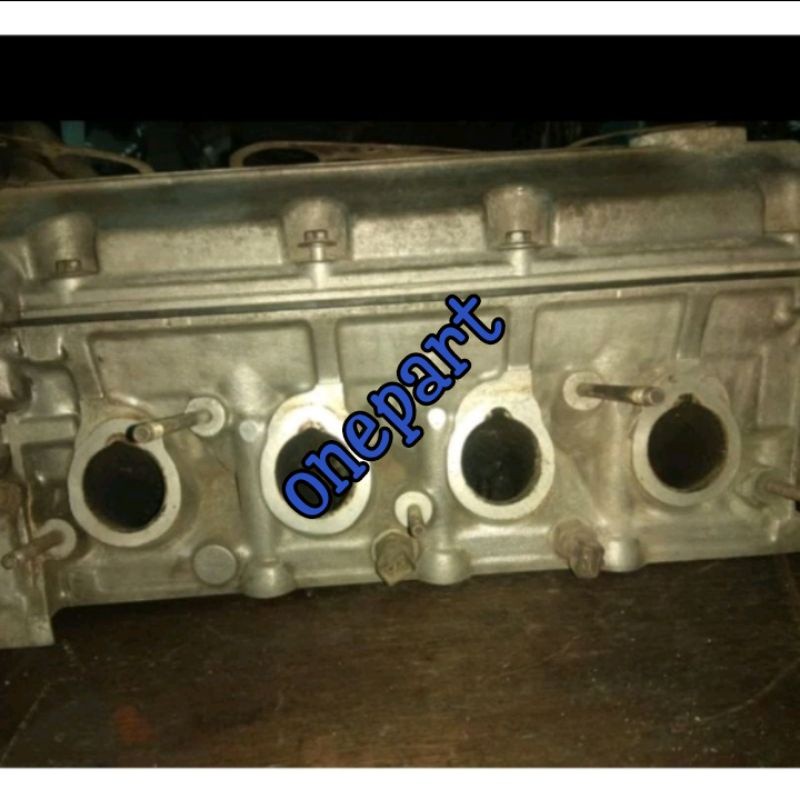 deksel cylinder head BMW m40 e30 318i original