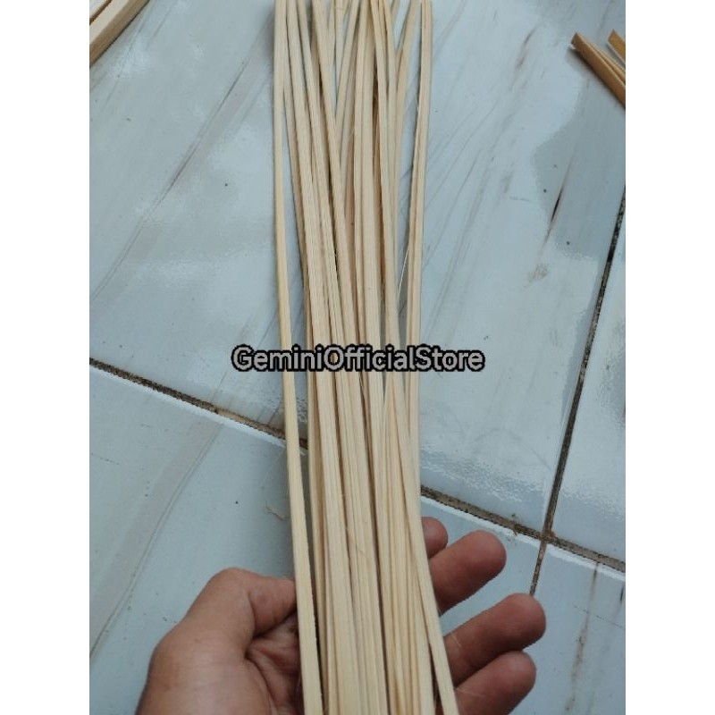 

JUAL Tali Bambu untuk bungkus ba'cang .