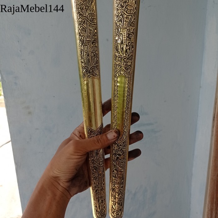 

pendok cirebon tebal 0.3mm tatahan terlaris manis