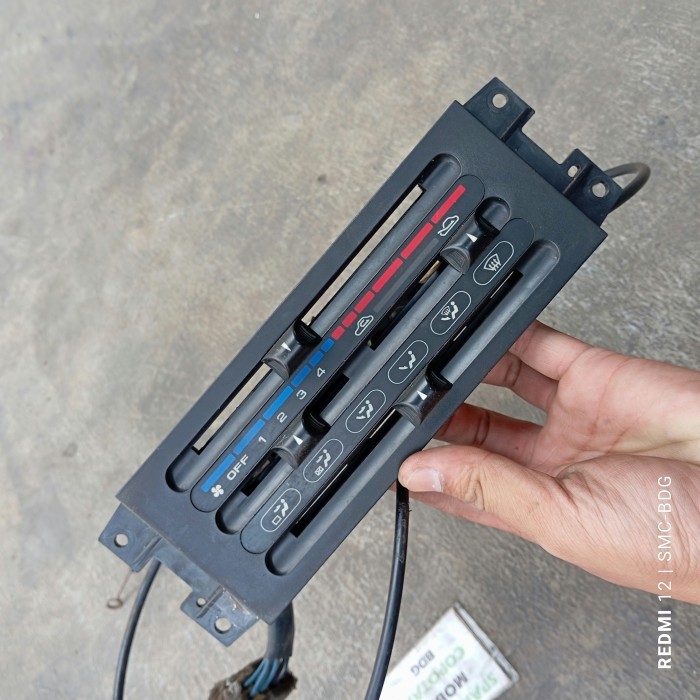 Climate control panel setelan AC Timor asli copotan