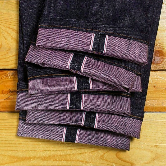 Naked & Famous Denim Sakura Stretch Slubby Selvage - 29