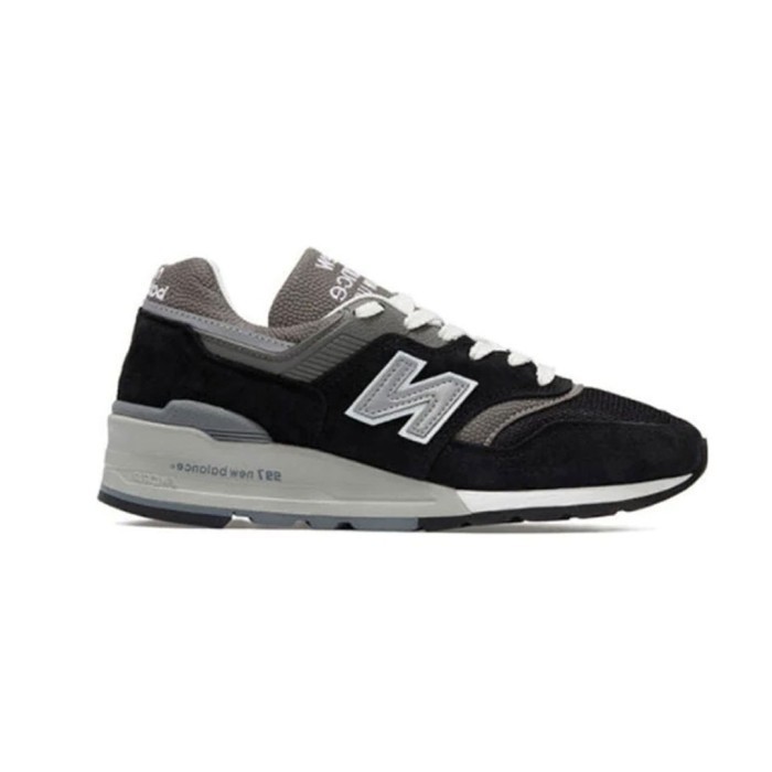 NB Balancee 997 Made in USA Black M997BK Original / Sneakers Pria