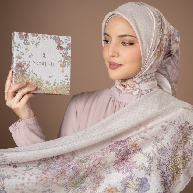 Heylocal'S Scottish Scarf