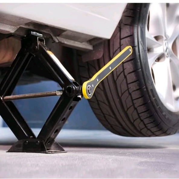 

_KUNCI PAS ALAT BANTU PUTAR DONGKRAK MOBIL _ HW