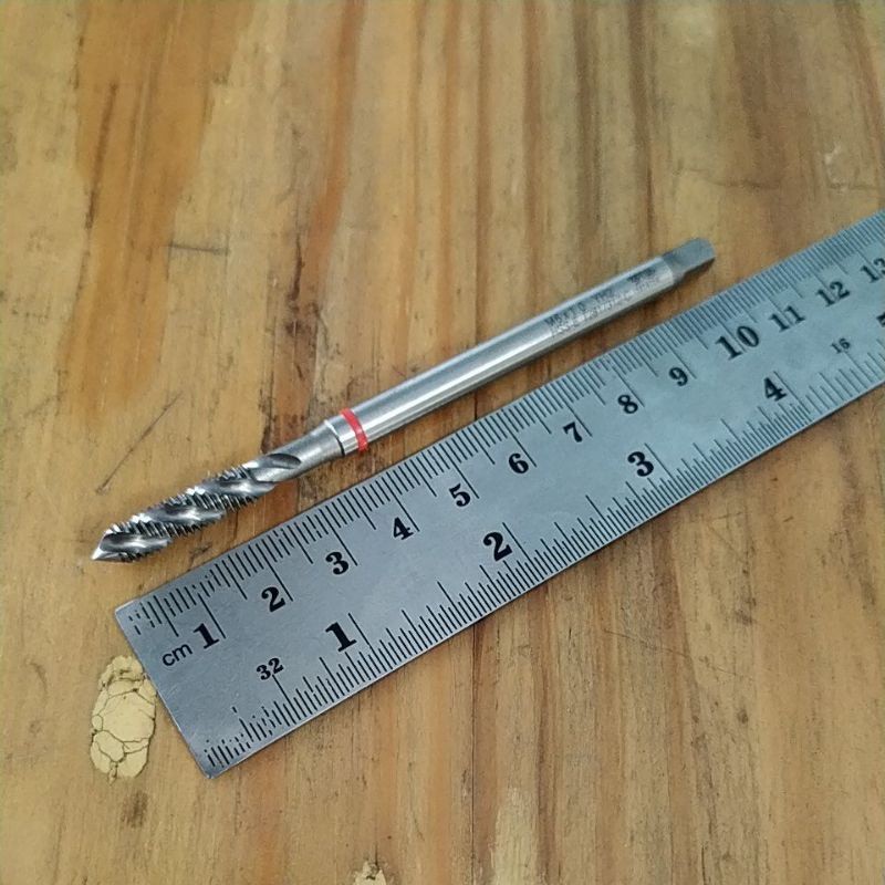 Tap m6×1 YG-1 Korea Tap mesin M6×1 long 100 bekas