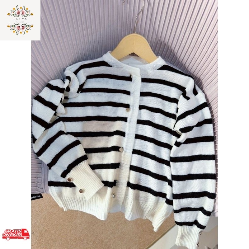 Baju Korea / Baju Atasan Sweater Rajut perempuan Amira couple mom