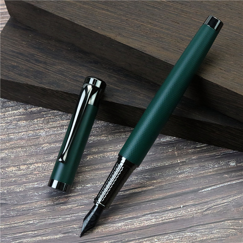 

0.5mm Black Knight fountain pen F Tip All metal copper pen holder