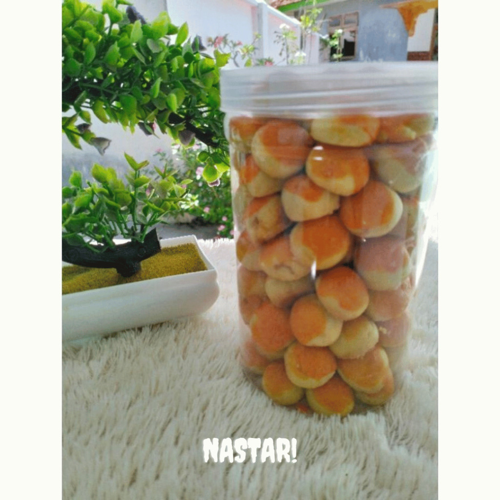 

terlaris NASTAR / KUE NASTAR / KUE NASTAR LEMBUT DAN ENAK sale