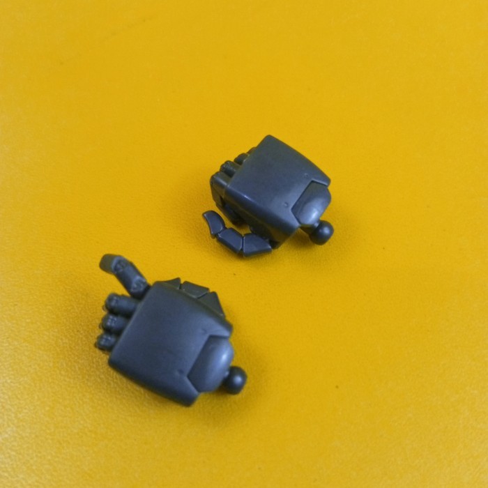 MG 1/100 OPTIONAL HAND MECHANICAL HAND SAZABI JAGD DOGA DABAN