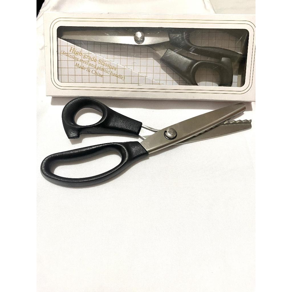 

Gunting gelombang zigzag untuk kain/ kerajinan tangan/ dll