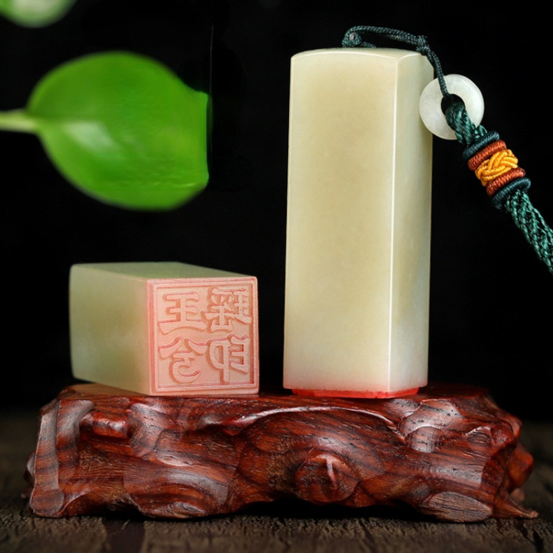 

Stone Stamp Custom Personal Carving Seal Hard Pen Calligraphy Painting Seal Chinese Name Stamp Artist Teacher Painter Collection