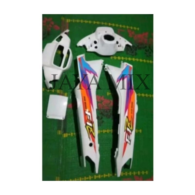 cover body samping Yamaha force body belakang dan batok kelapa atas bawah Yamaha force warna putih a