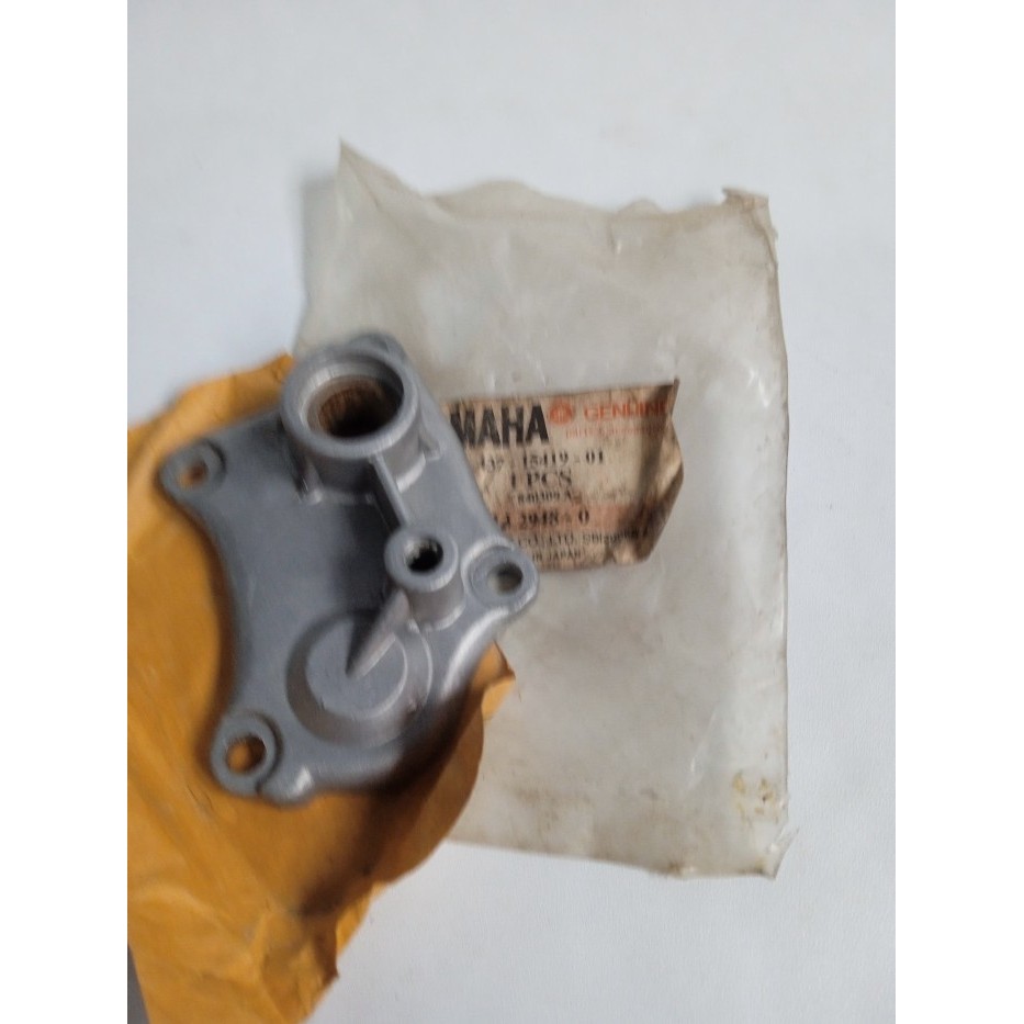 Genuine part Yamaha Cover Shifter 437-15419-01 DT100 DT175 MX100 MX125 MX175 TY175 YZ125 175