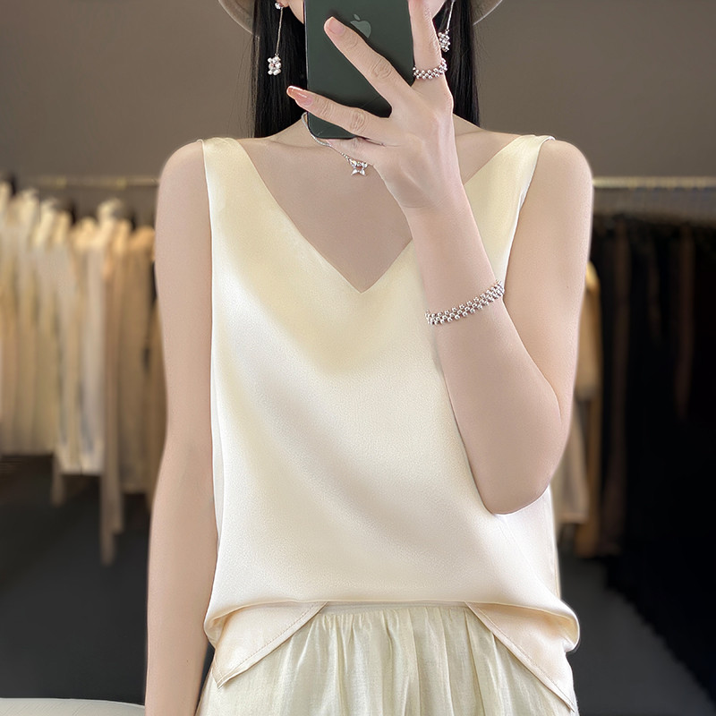 2024 New Silk Satin Women's Tank Top Basic V-neck Multi Color White Black Women's Sleeveless Top Sum