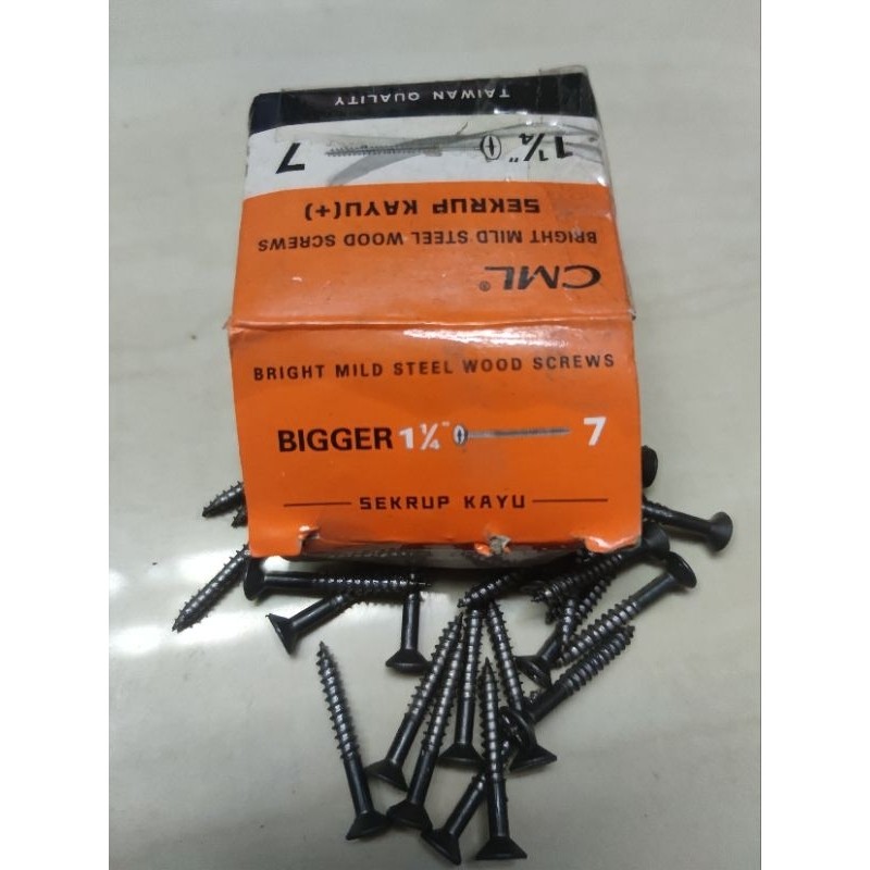 Sekrup Kayu Kepala (+) 1 1/4 X 7 / 1 Box Isi + - 70 Buah