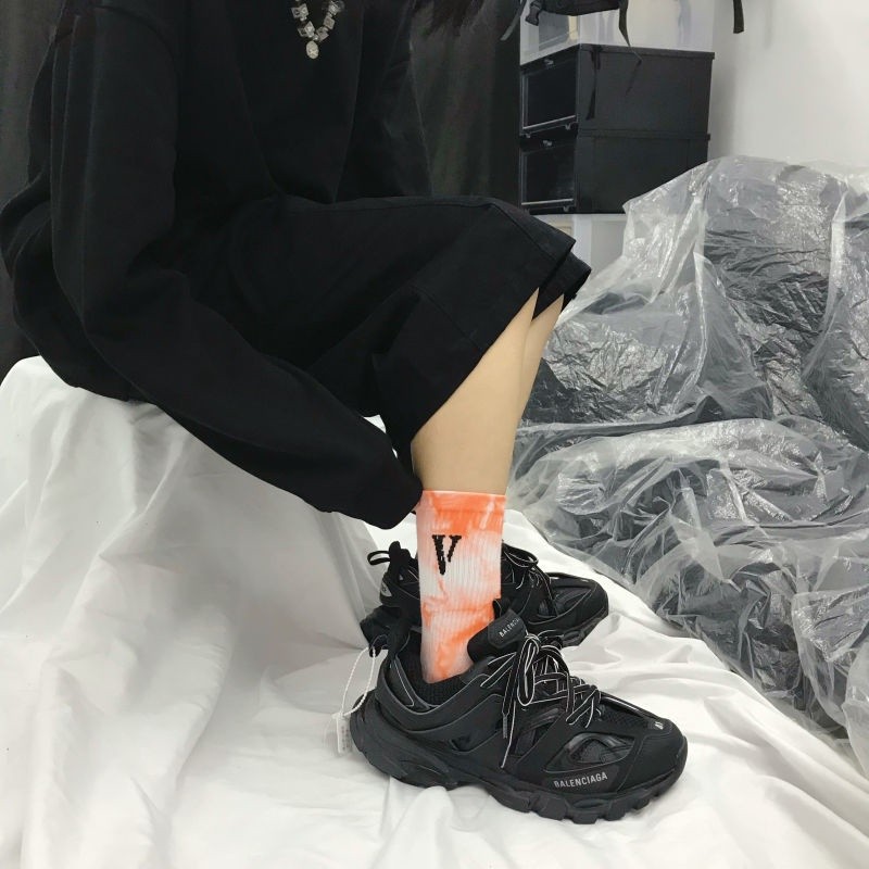 VLONE Kaus kaki panjang warna warna ikatan, V huruf kapas olahraga unisex