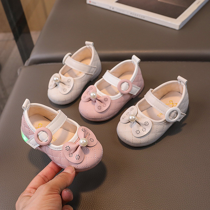 BB Sepatu Bayi LED Ribbon Sol Lembut Anak-anak 3 bulan-2 Tahun Sepatu Putri Bayi Perempuan Sepatu Le