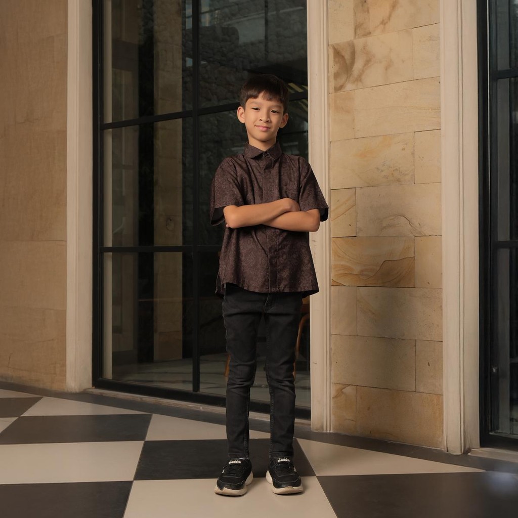 ZM Zaskia Mecca - Lais Kemeja Anak Pria - Teman Serumpun - Edisi Laos