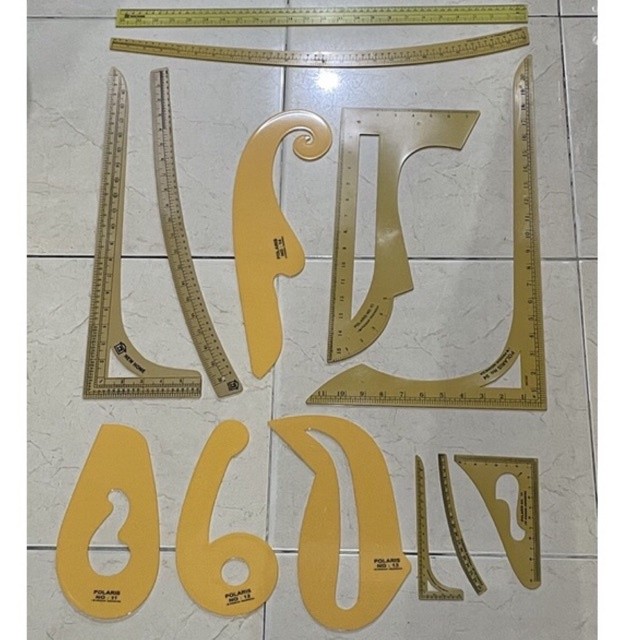 

Penggaris pola jahit merk polaris untuk menggambar pola (ecer)