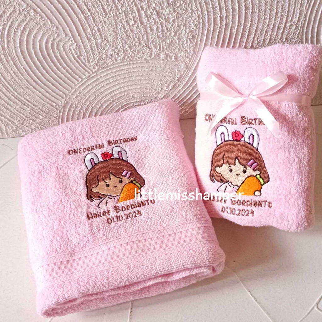 

Custom handuk sport bordir 50x100 souvenir isi goodie bag ulang tahun anjoly