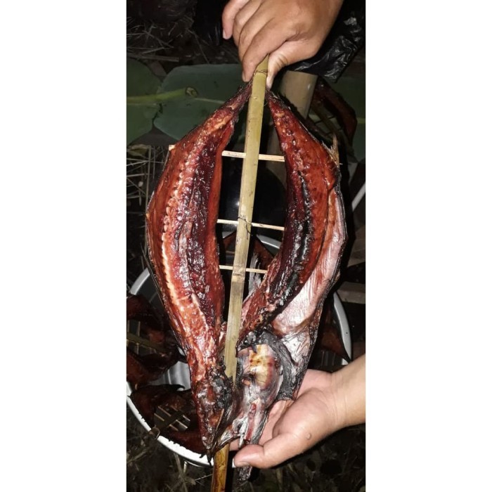

✨TERLARIS -cakalang fufu Bu Recky