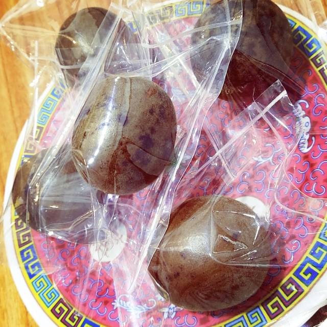 

Buah Luo Han Kuo besar.