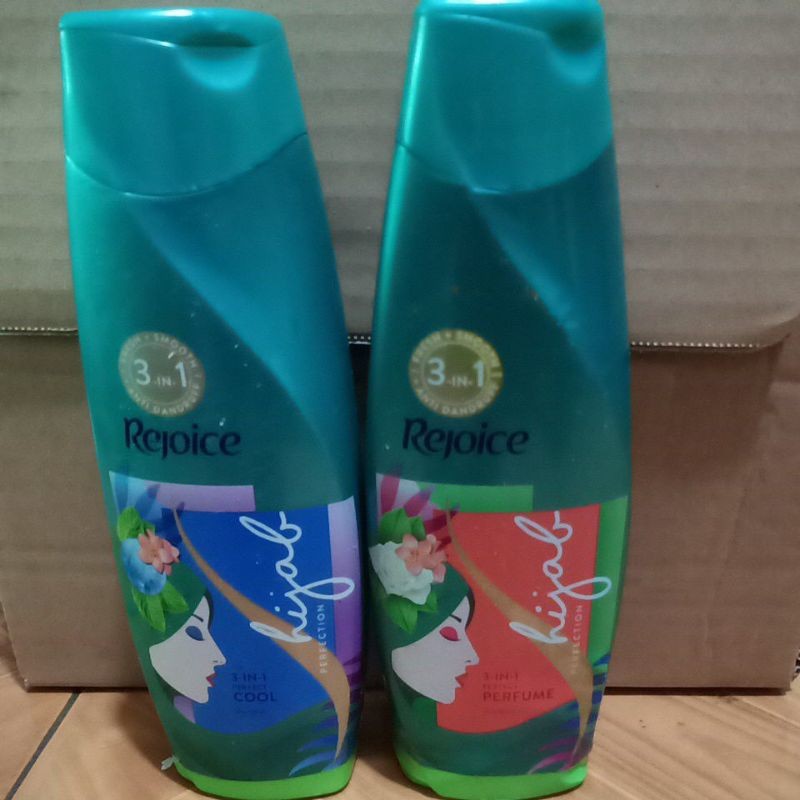 Shampo Rejoice 3 in 1  hijab 170ml