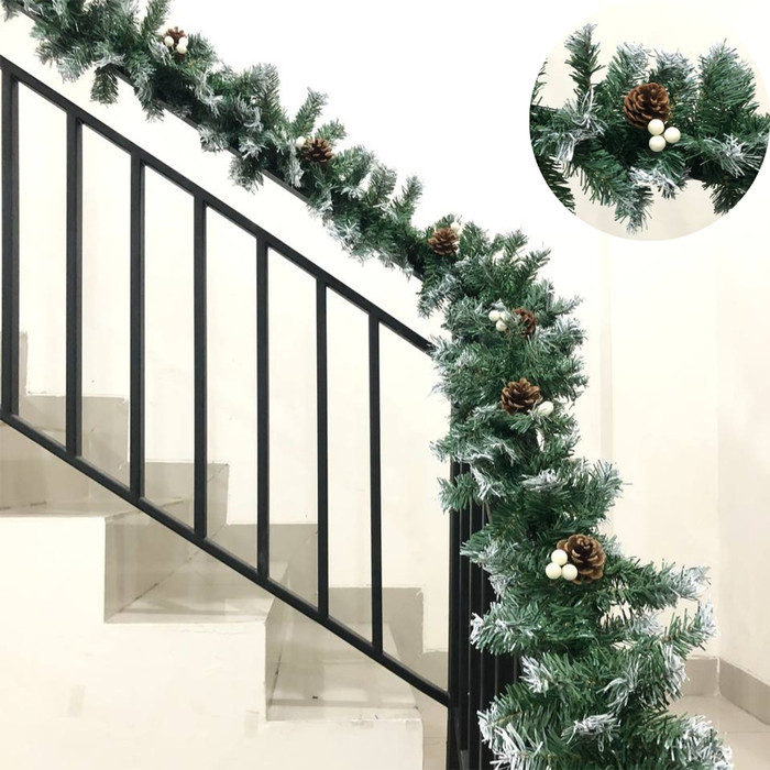 

Gantungan Plafon Garland Natal White Cherry Pinus 270cm Dekorasi Natal