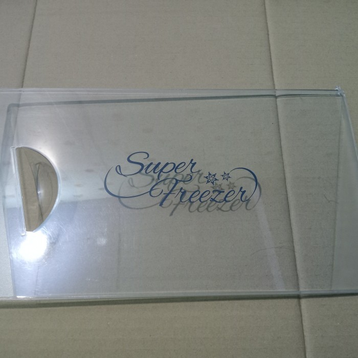 tutup freezer kulkas sanken