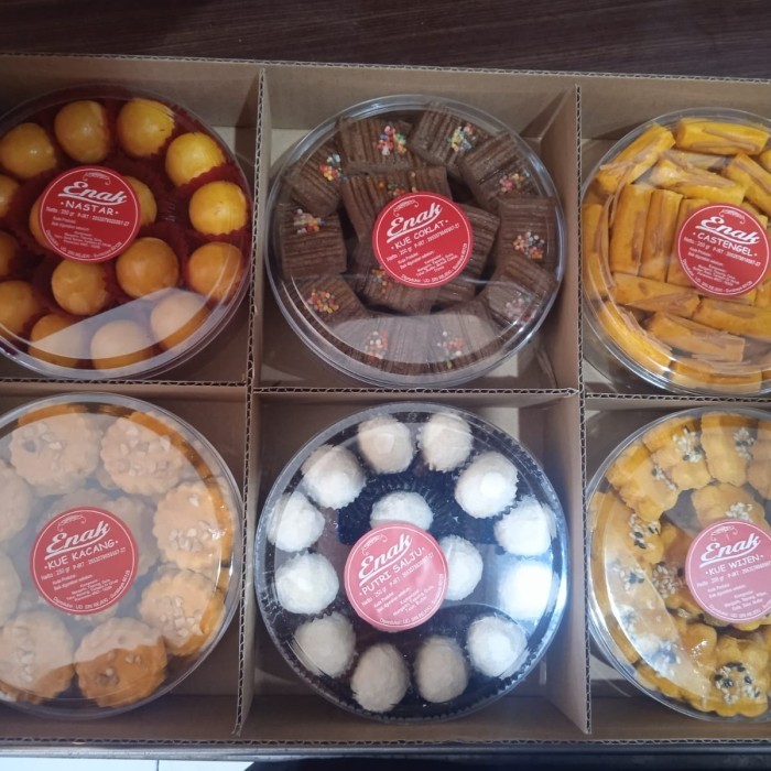 

Kue Kering lebaran 1 box isi 6 jenis