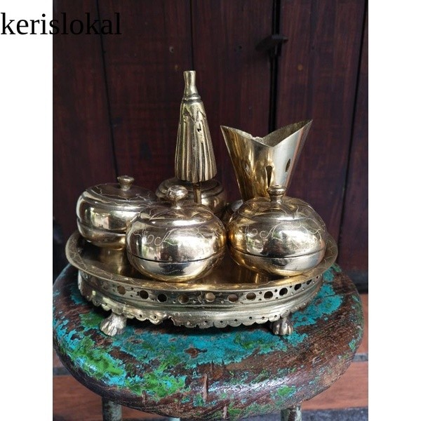 TEMPAT KINANGAN ANTIK KL8