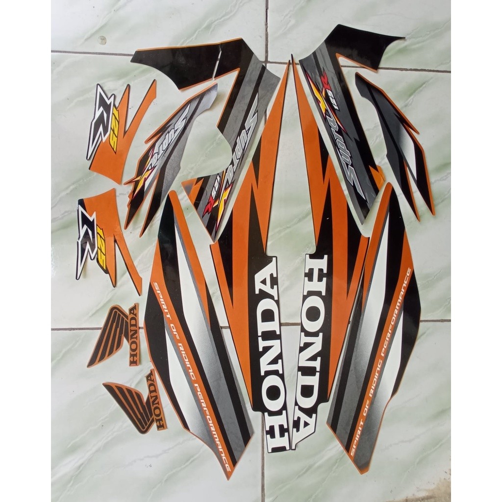 stiker striping motor honda supra x 125 2006 (brk striping)