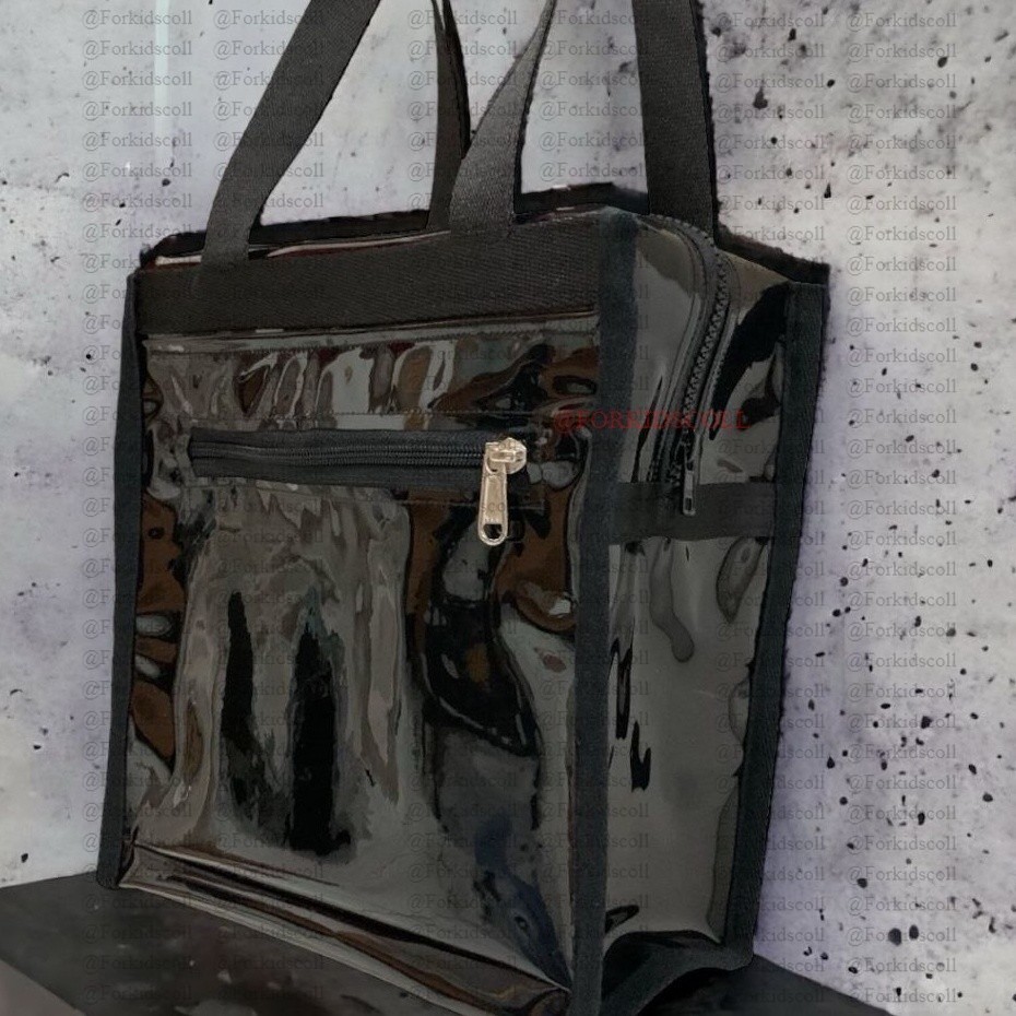 Tas tote mika pvc hitam transparant premium glossy tali webing resleting