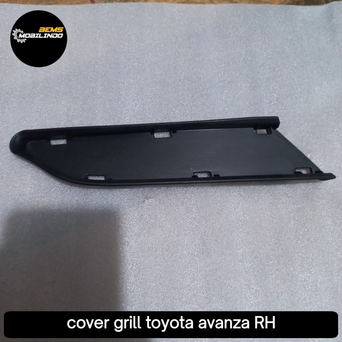 cover grill Radiator avanza 2012 keatas original kanan