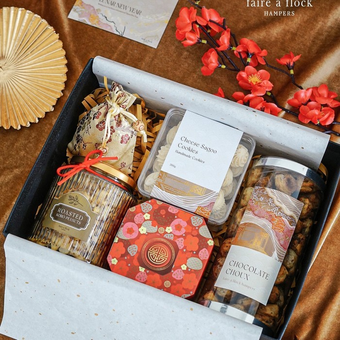 

cny hampers imlek kado sincia premium chinese new year gift - cheese sagoo