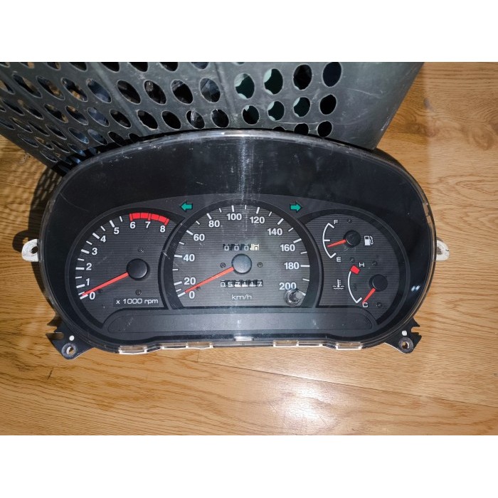 Speedometer Kilometer Hyundai Avega/Accent