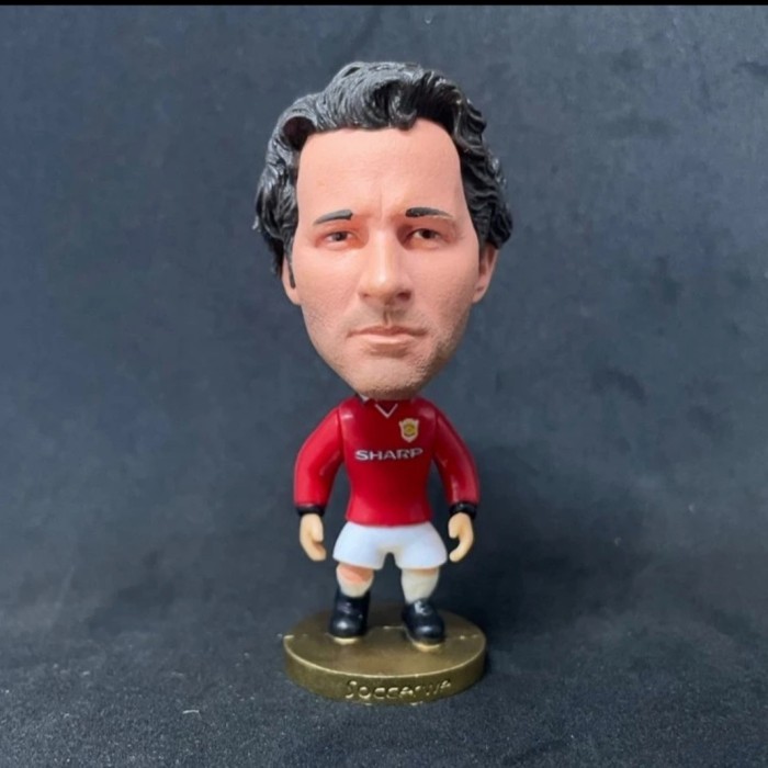 KY562 Ryan Giggs Soccerwe figure