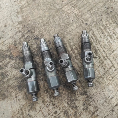 injector nozzle panther 2300 cc original