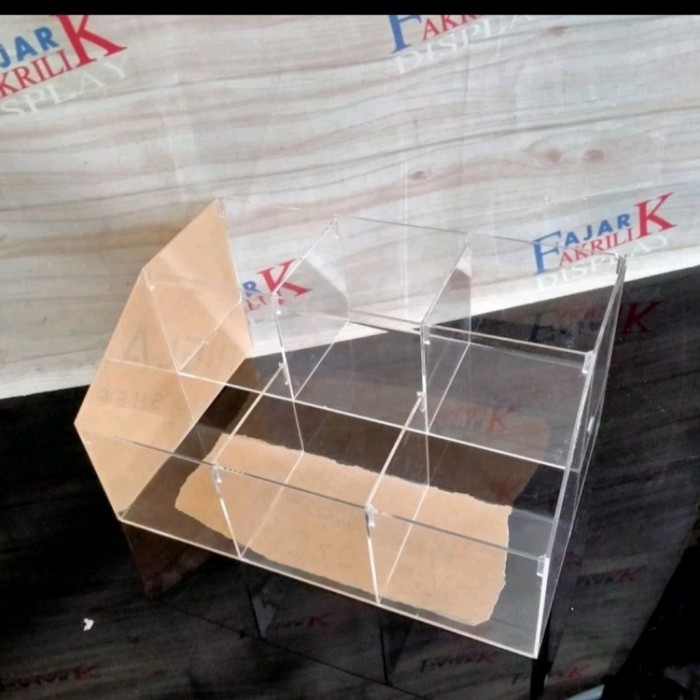 

Akrilik tempat Permen /snack - 6 ruang TEG