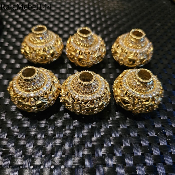 

Mendak Selut Keris Batu Gold Tebal istimewa