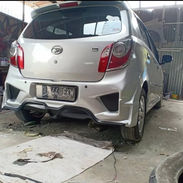 aksesorise mobil Sparepart Mobil Bodykit belakang agya Mugen style