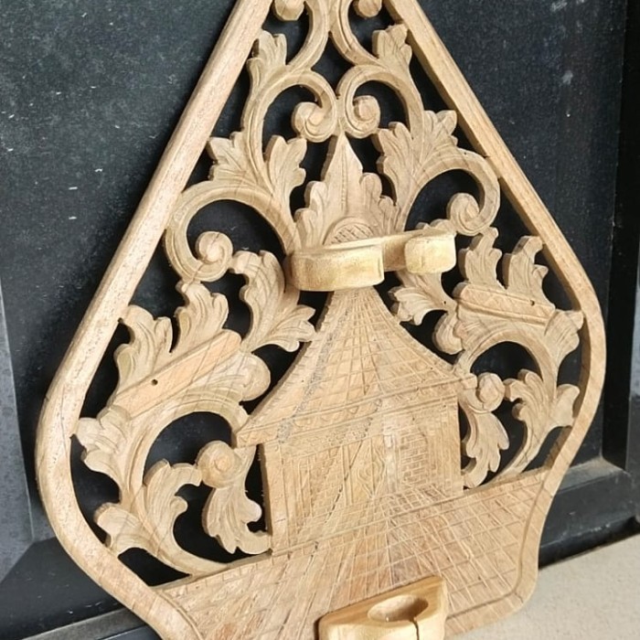 Blawong tataan keris hiasan dinding