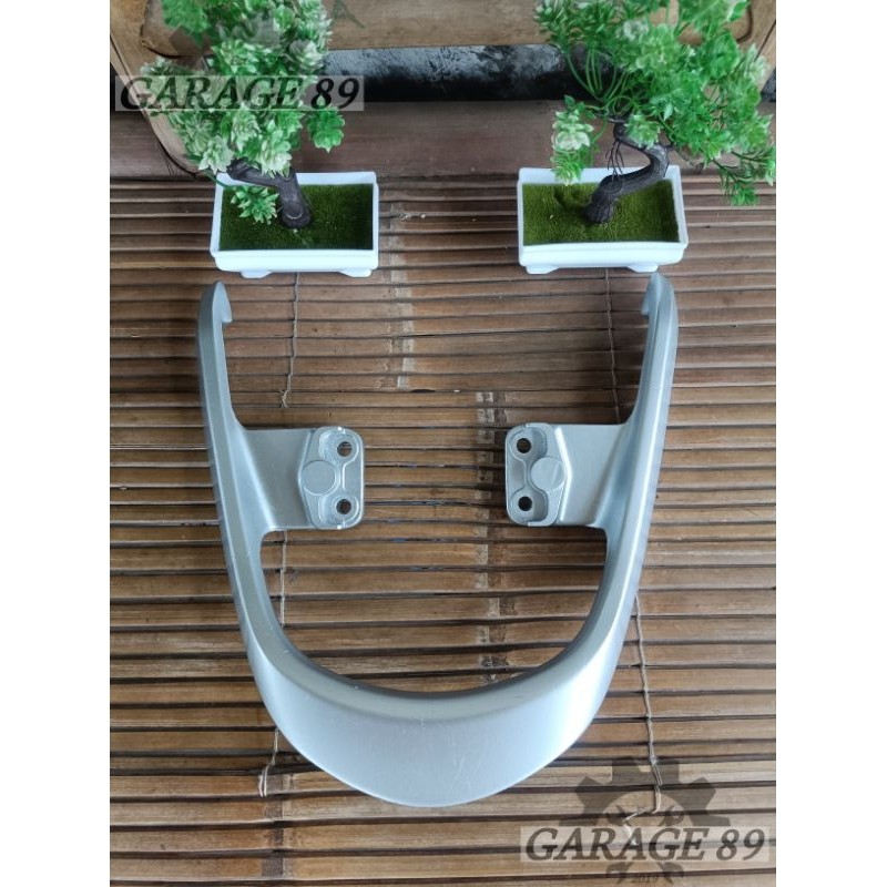 Behel begel pegangan jok belakang Supra x 125 lama old second copotan original