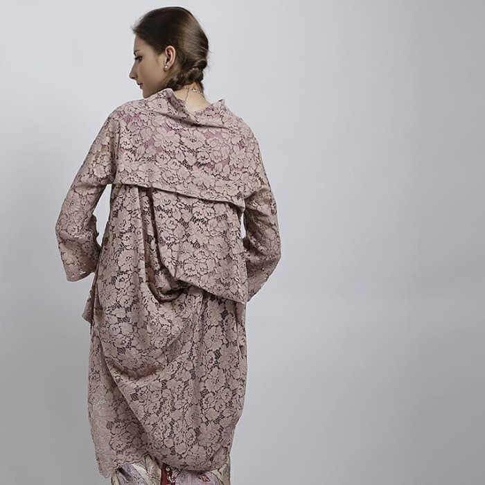 

✨LARIS✨ -AURRA.ID Kondangan With Batik Dviva Kebaya Kutubaru Brocade Full Liner - S, REG: Sepinggul