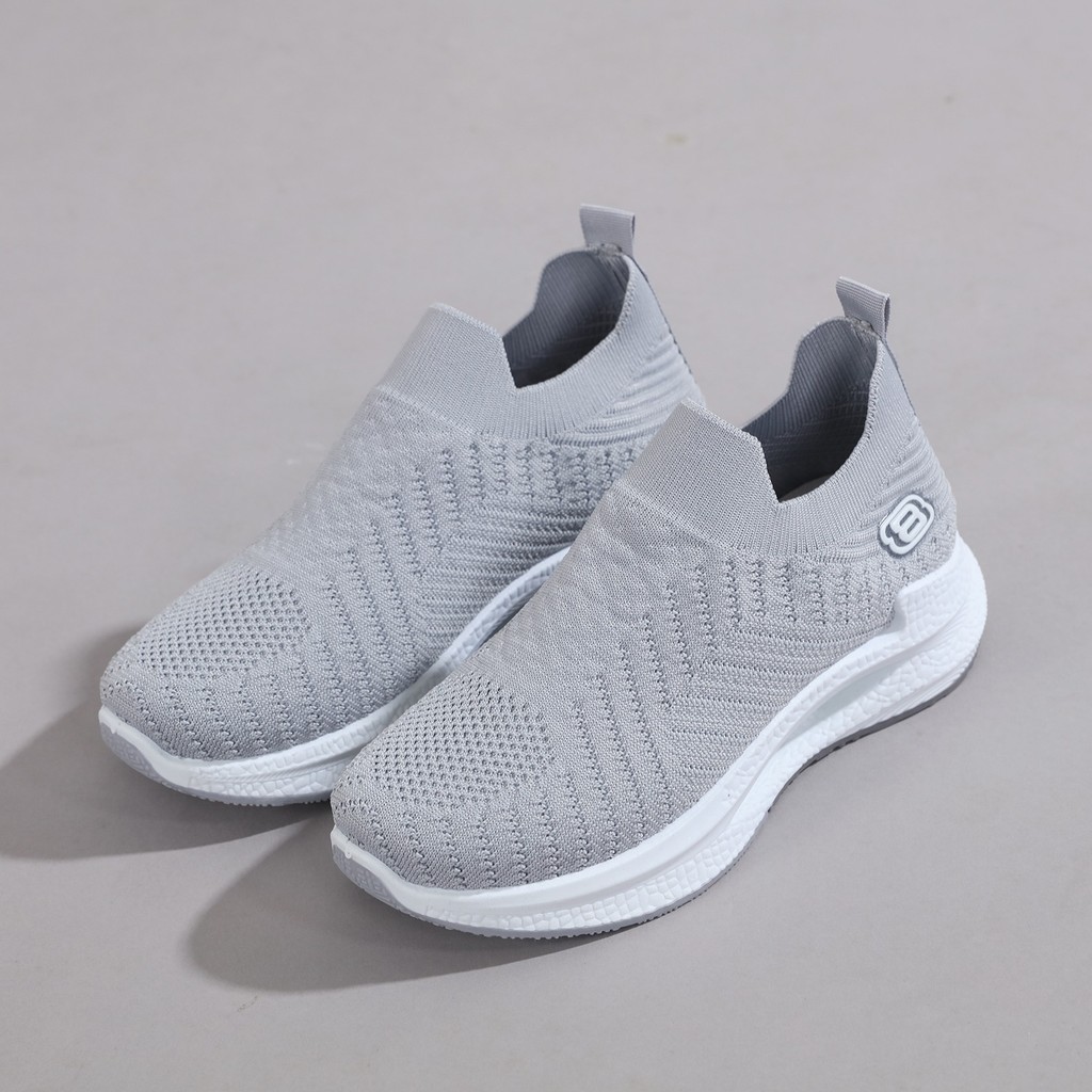 Sepatu Sneakers Wanita Terbaru Aesthetic Septu Import Murah Anak Sma Snekers Skolah Perempuan Model 