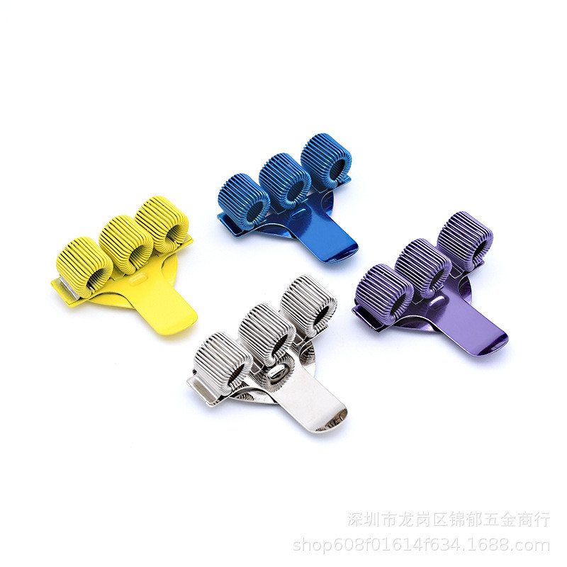 

1Pcs Single/Double/Triple Hole Metal Spring Pen Holder With Pocket Clip Doctors Nurse Uniform Pen Holders Office School Supplies