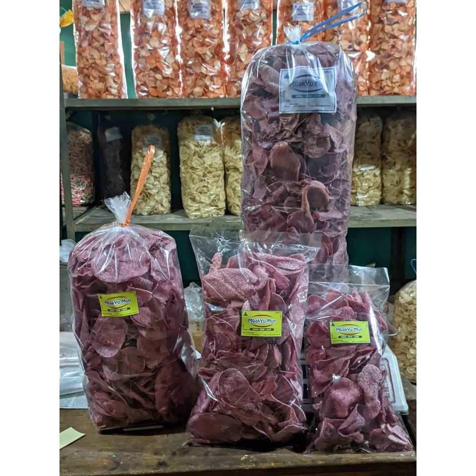 

PROMO PROMO keripik ubi unggu keripik ubi keripik ubi pedas manis kripik ubi berat bersih 1kg